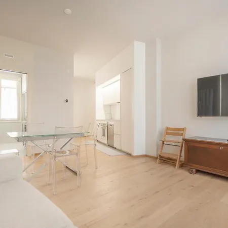 Apartman Attico Incantevole Con Jacuzzi Idromassaggio E Sauna *