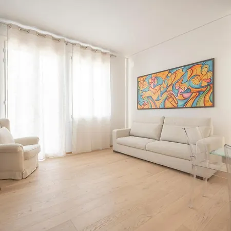 Apartman Attico Incantevole Con Jacuzzi Idromassaggio E Sauna Treviso