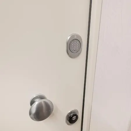 Attico Incantevole Con Jacuzzi Idromassaggio E Sauna Apartment *